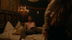 extant_GameOfThrones_2x03-WhatIsDeadMayNeverDie_3126