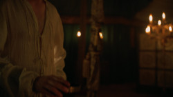 extant_GameOfThrones_2x03-WhatIsDeadMayNeverDie_3142