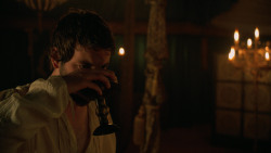 extant_GameOfThrones_2x03-WhatIsDeadMayNeverDie_3149