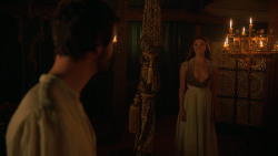 extant_GameOfThrones_2x03-WhatIsDeadMayNeverDie_3178