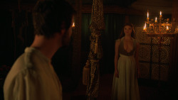 extant_GameOfThrones_2x03-WhatIsDeadMayNeverDie_3179
