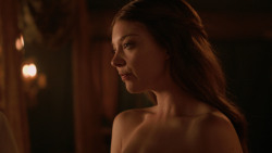 extant_GameOfThrones_2x03-WhatIsDeadMayNeverDie_3322