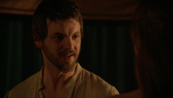 extant_GameOfThrones_2x03-WhatIsDeadMayNeverDie_3334
