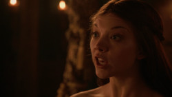 extant_GameOfThrones_2x03-WhatIsDeadMayNeverDie_3336