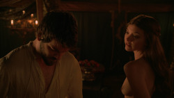 extant_GameOfThrones_2x03-WhatIsDeadMayNeverDie_3343