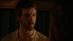 extant_GameOfThrones_2x03-WhatIsDeadMayNeverDie_3348