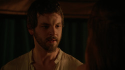 extant_GameOfThrones_2x03-WhatIsDeadMayNeverDie_3349