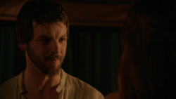 extant_GameOfThrones_2x03-WhatIsDeadMayNeverDie_3351