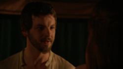 extant_GameOfThrones_2x03-WhatIsDeadMayNeverDie_3352