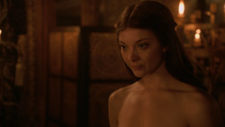 extant_GameOfThrones_2x03-WhatIsDeadMayNeverDie_3385