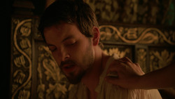 extant_GameOfThrones_2x03-WhatIsDeadMayNeverDie_3393