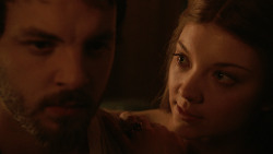extant_GameOfThrones_2x03-WhatIsDeadMayNeverDie_3412
