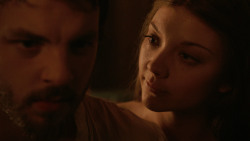 extant_GameOfThrones_2x03-WhatIsDeadMayNeverDie_3428