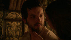 extant_GameOfThrones_2x03-WhatIsDeadMayNeverDie_3458