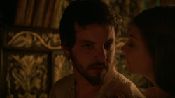 extant_GameOfThrones_2x03-WhatIsDeadMayNeverDie_3483