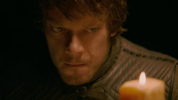 extant_GameOfThrones_2x03-WhatIsDeadMayNeverDie_3657