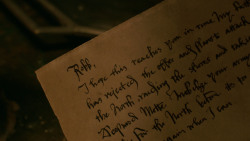 extant_GameOfThrones_2x03-WhatIsDeadMayNeverDie_3668