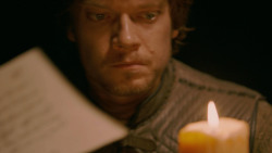 extant_GameOfThrones_2x03-WhatIsDeadMayNeverDie_3676