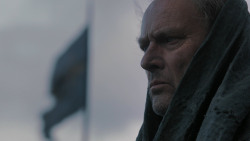 extant_GameOfThrones_2x03-WhatIsDeadMayNeverDie_3745