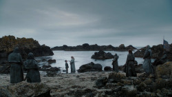 extant_GameOfThrones_2x03-WhatIsDeadMayNeverDie_3767