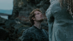 extant_GameOfThrones_2x03-WhatIsDeadMayNeverDie_3774