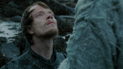 extant_GameOfThrones_2x03-WhatIsDeadMayNeverDie_3811