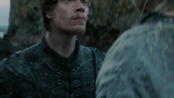 extant_GameOfThrones_2x03-WhatIsDeadMayNeverDie_3822