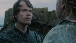 extant_GameOfThrones_2x03-WhatIsDeadMayNeverDie_3824