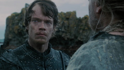 extant_GameOfThrones_2x03-WhatIsDeadMayNeverDie_3830