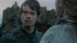 extant_GameOfThrones_2x03-WhatIsDeadMayNeverDie_3833