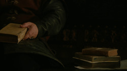 extant_GameOfThrones_2x03-WhatIsDeadMayNeverDie_3853