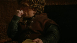extant_GameOfThrones_2x03-WhatIsDeadMayNeverDie_3861