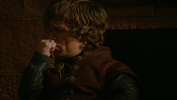 extant_GameOfThrones_2x03-WhatIsDeadMayNeverDie_3864