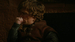 extant_GameOfThrones_2x03-WhatIsDeadMayNeverDie_3869