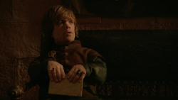 extant_GameOfThrones_2x03-WhatIsDeadMayNeverDie_3890