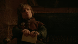 extant_GameOfThrones_2x03-WhatIsDeadMayNeverDie_3906
