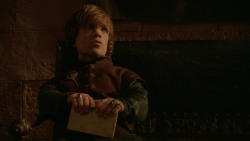 extant_GameOfThrones_2x03-WhatIsDeadMayNeverDie_3926