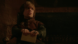 extant_GameOfThrones_2x03-WhatIsDeadMayNeverDie_3932