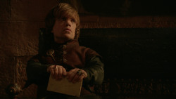 extant_GameOfThrones_2x03-WhatIsDeadMayNeverDie_3944