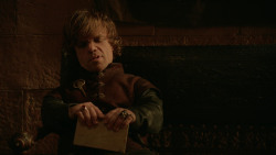 extant_GameOfThrones_2x03-WhatIsDeadMayNeverDie_3976