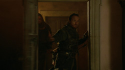 extant_GameOfThrones_2x03-WhatIsDeadMayNeverDie_3992
