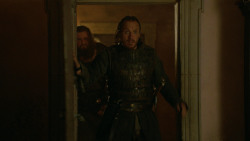 extant_GameOfThrones_2x03-WhatIsDeadMayNeverDie_3993