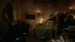 extant_GameOfThrones_2x03-WhatIsDeadMayNeverDie_4003