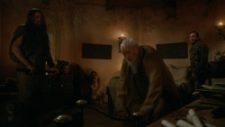 extant_GameOfThrones_2x03-WhatIsDeadMayNeverDie_4005