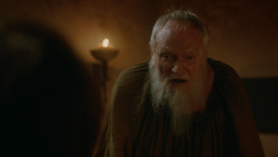 extant_GameOfThrones_2x03-WhatIsDeadMayNeverDie_4039