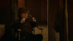 extant_GameOfThrones_2x03-WhatIsDeadMayNeverDie_4055