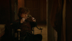 extant_GameOfThrones_2x03-WhatIsDeadMayNeverDie_4056