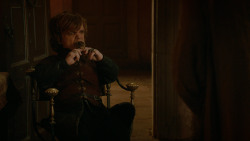 extant_GameOfThrones_2x03-WhatIsDeadMayNeverDie_4071
