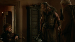 extant_GameOfThrones_2x03-WhatIsDeadMayNeverDie_4079