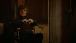 extant_GameOfThrones_2x03-WhatIsDeadMayNeverDie_4099